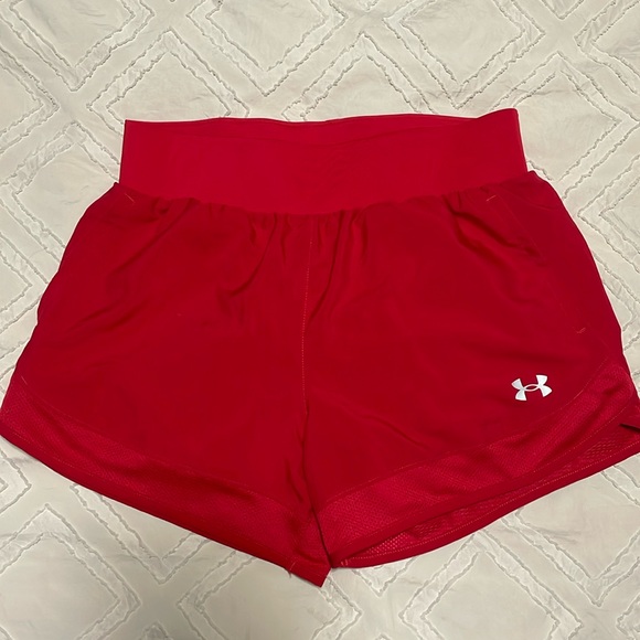 Under Armour Pants - Under Armour loose running shorts size Small